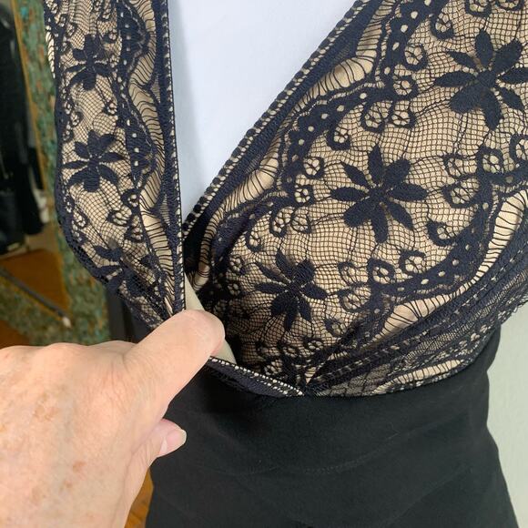 Jessica Howard Size 8P Petites Lace Bodice Artichoke Tiered Skirt Dress Black - Picture 10 of 16